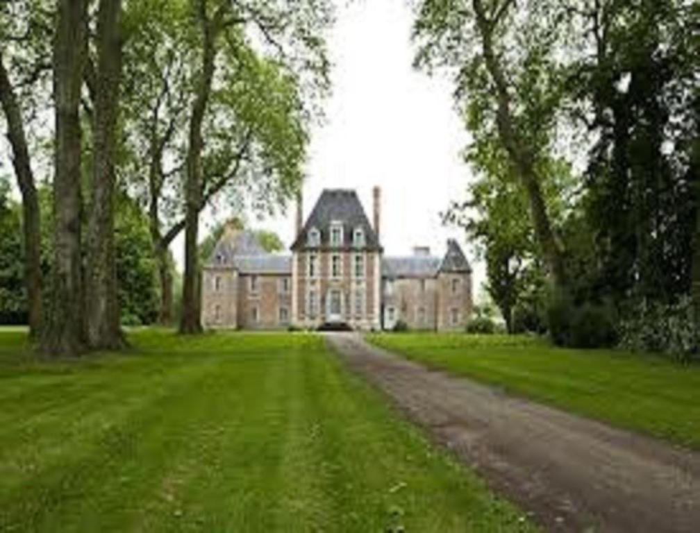 Villeneuve-sur-Allier Chateau De Villars מראה חיצוני תמונה