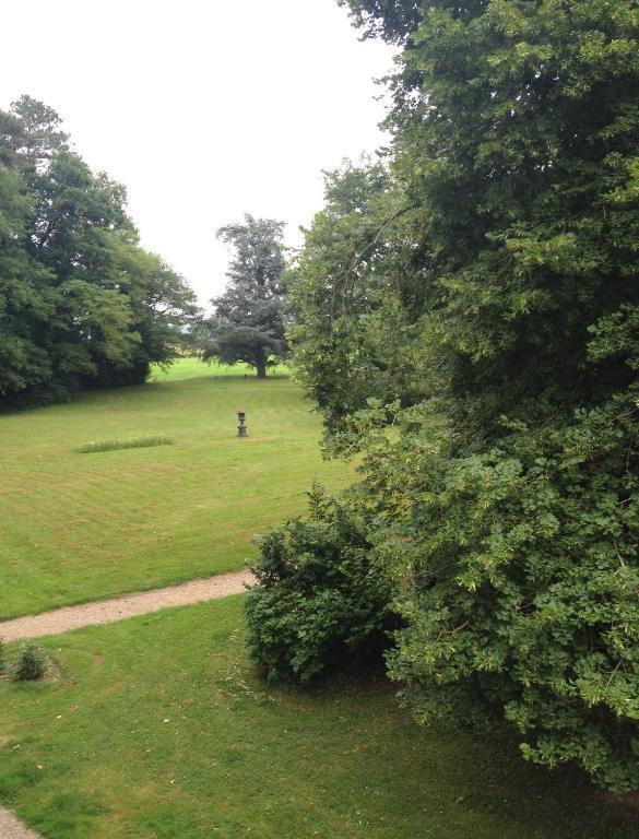 Villeneuve-sur-Allier Chateau De Villars מראה חיצוני תמונה